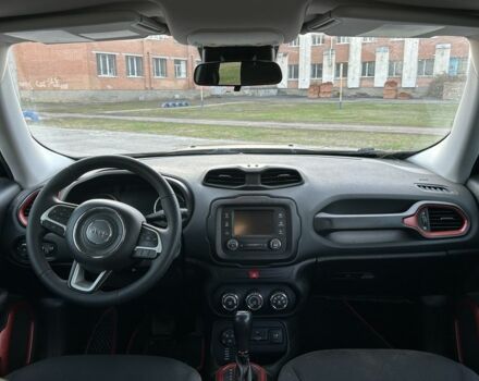 Чорний Джип Інша, об'ємом двигуна 2.4 л та пробігом 160 тис. км за 8500 $, фото 10 на Automoto.ua