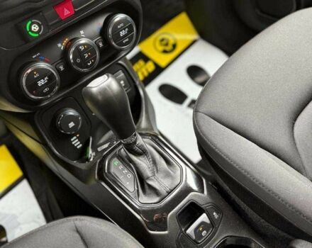 Черный Джип Другая, объемом двигателя 2.4 л и пробегом 189 тыс. км за 12500 $, фото 16 на Automoto.ua