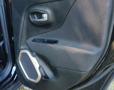 Черный Джип Другая, объемом двигателя 2.4 л и пробегом 155 тыс. км за 13700 $, фото 15 на Automoto.ua