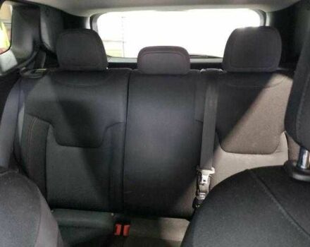 Черный Джип Другая, объемом двигателя 2.4 л и пробегом 96 тыс. км за 2500 $, фото 9 на Automoto.ua