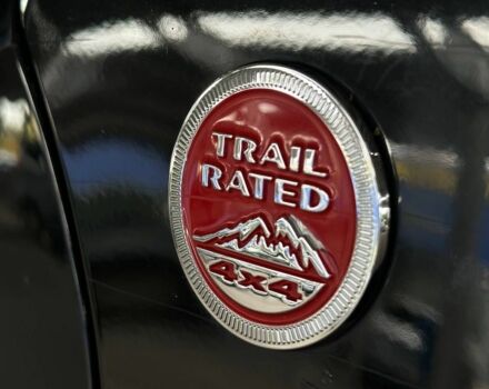 Черный Джип Другая, объемом двигателя 0 л и пробегом 103 тыс. км за 12300 $, фото 5 на Automoto.ua