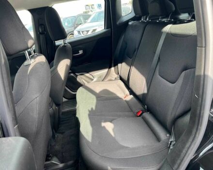 Чорний Джип Інша, об'ємом двигуна 2.4 л та пробігом 152 тис. км за 10940 $, фото 22 на Automoto.ua