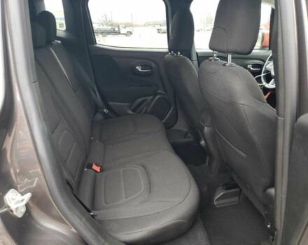 Черный Джип Другая, объемом двигателя 2.4 л и пробегом 41 тыс. км за 2500 $, фото 10 на Automoto.ua