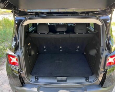 Черный Джип Другая, объемом двигателя 2.4 л и пробегом 42 тыс. км за 11300 $, фото 11 на Automoto.ua