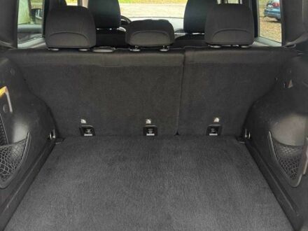 Черный Джип Другая, объемом двигателя 2.4 л и пробегом 84 тыс. км за 13800 $, фото 1 на Automoto.ua