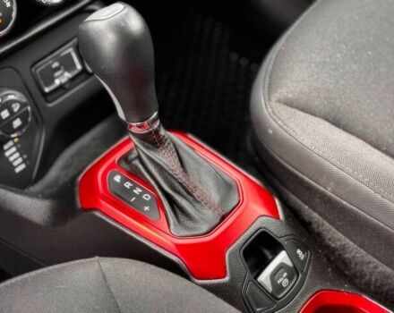 Красный Джип Другая, объемом двигателя 2.4 л и пробегом 60 тыс. км за 5200 $, фото 7 на Automoto.ua