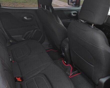 Красный Джип Другая, объемом двигателя 2.4 л и пробегом 165 тыс. км за 13500 $, фото 7 на Automoto.ua