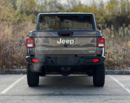 Сірий Джип Інша, об'ємом двигуна 3.6 л та пробігом 10 тис. км за 28900 $, фото 4 на Automoto.ua