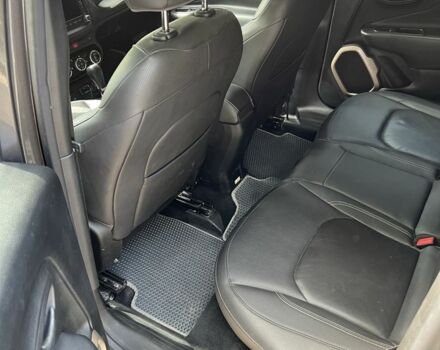 Серый Джип Другая, объемом двигателя 2.4 л и пробегом 92 тыс. км за 15200 $, фото 8 на Automoto.ua