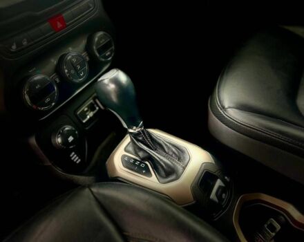 Серый Джип Другая, объемом двигателя 2.4 л и пробегом 102 тыс. км за 14000 $, фото 7 на Automoto.ua