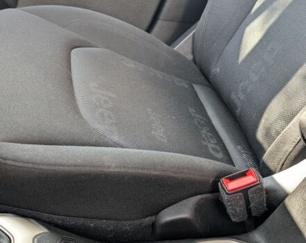 Сірий Джип Інша, об'ємом двигуна 2.4 л та пробігом 190 тис. км за 13400 $, фото 13 на Automoto.ua