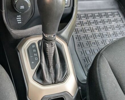 Сірий Джип Інша, об'ємом двигуна 2.4 л та пробігом 190 тис. км за 13400 $, фото 15 на Automoto.ua