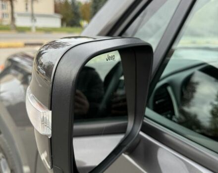 Серый Джип Другая, объемом двигателя 2.4 л и пробегом 156 тыс. км за 13200 $, фото 17 на Automoto.ua