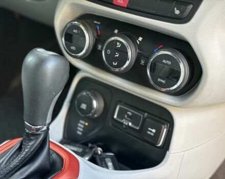 Серый Джип Другая, объемом двигателя 2.4 л и пробегом 203 тыс. км за 12999 $, фото 23 на Automoto.ua