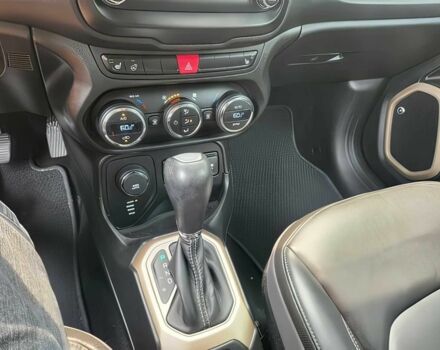 Серый Джип Другая, объемом двигателя 2.4 л и пробегом 77 тыс. км за 6300 $, фото 9 на Automoto.ua