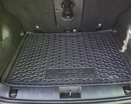 Серый Джип Другая, объемом двигателя 2.4 л и пробегом 83 тыс. км за 17000 $, фото 3 на Automoto.ua