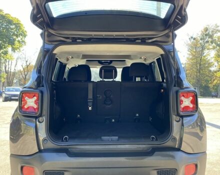 Серый Джип Другая, объемом двигателя 2.4 л и пробегом 160 тыс. км за 12500 $, фото 11 на Automoto.ua