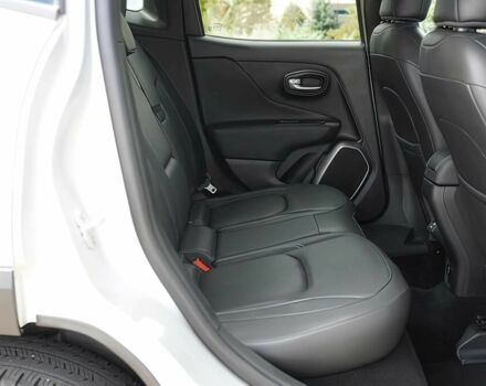 Серый Джип Другая, объемом двигателя 2.4 л и пробегом 47 тыс. км за 9500 $, фото 13 на Automoto.ua