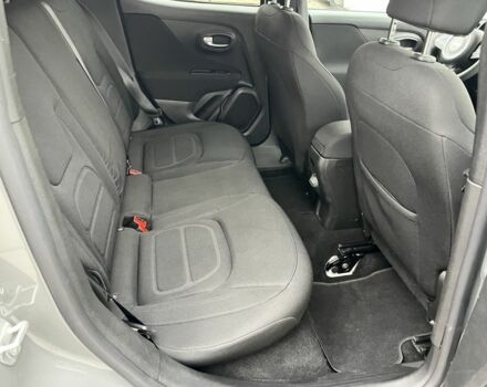 Сірий Джип Інша, об'ємом двигуна 2.4 л та пробігом 58 тис. км за 16500 $, фото 22 на Automoto.ua