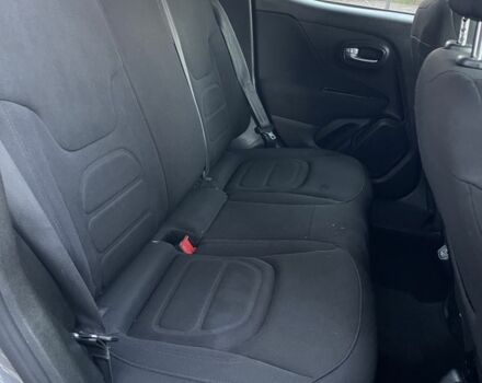 Сірий Джип Інша, об'ємом двигуна 2.4 л та пробігом 80 тис. км за 10900 $, фото 10 на Automoto.ua