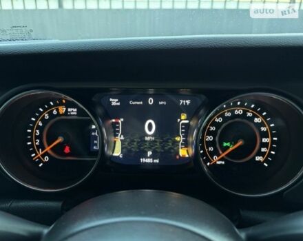 Зелений Джип Інша, об'ємом двигуна 3 л та пробігом 32 тис. км за 67000 $, фото 16 на Automoto.ua