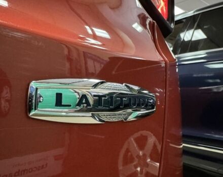 Помаранчевий Джип Інша, об'ємом двигуна 2.4 л та пробігом 135 тис. км за 12400 $, фото 3 на Automoto.ua