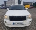 Білий Джип Grand Cherokee, об'ємом двигуна 3.7 л та пробігом 300 тис. км за 6999 $, фото 1 на Automoto.ua