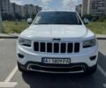 Белый Джип Гранд Чероки, объемом двигателя 3 л и пробегом 200 тыс. км за 17000 $, фото 1 на Automoto.ua
