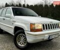 Белый Джип Гранд Чероки, объемом двигателя 3 л и пробегом 268 тыс. км за 3800 $, фото 2 на Automoto.ua