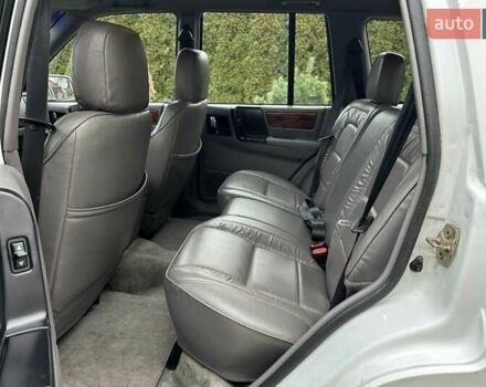 Белый Джип Гранд Чероки, объемом двигателя 3 л и пробегом 268 тыс. км за 3800 $, фото 6 на Automoto.ua