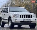 Белый Джип Гранд Чероки, объемом двигателя 4.7 л и пробегом 228 тыс. км за 7400 $, фото 2 на Automoto.ua