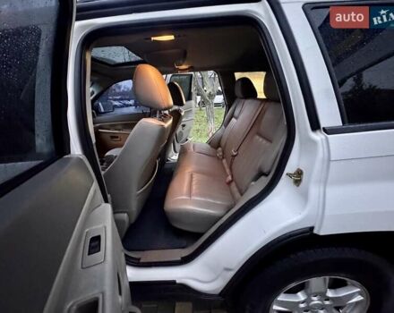 Белый Джип Гранд Чероки, объемом двигателя 4.7 л и пробегом 228 тыс. км за 7400 $, фото 64 на Automoto.ua