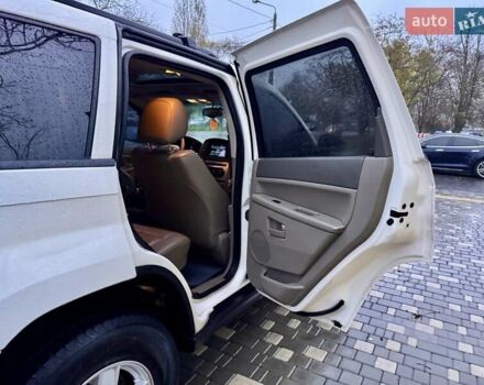 Белый Джип Гранд Чероки, объемом двигателя 4.7 л и пробегом 228 тыс. км за 7400 $, фото 67 на Automoto.ua