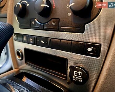 Белый Джип Гранд Чероки, объемом двигателя 4.7 л и пробегом 228 тыс. км за 7400 $, фото 54 на Automoto.ua