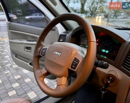 Белый Джип Гранд Чероки, объемом двигателя 4.7 л и пробегом 228 тыс. км за 7400 $, фото 57 на Automoto.ua