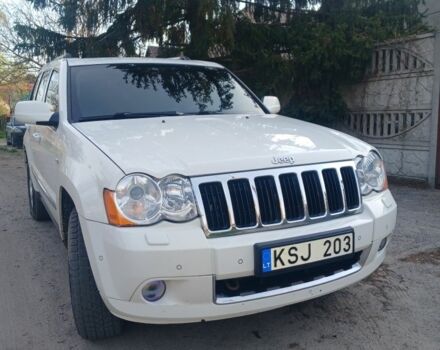 Белый Джип Гранд Чероки, объемом двигателя 3 л и пробегом 398 тыс. км за 6999 $, фото 1 на Automoto.ua