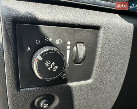 Белый Джип Гранд Чероки, объемом двигателя 2.99 л и пробегом 285 тыс. км за 12999 $, фото 10 на Automoto.ua