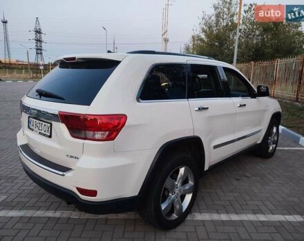 Білий Джип Grand Cherokee, об'ємом двигуна 2.99 л та пробігом 285 тис. км за 11800 $, фото 6 на Automoto.ua