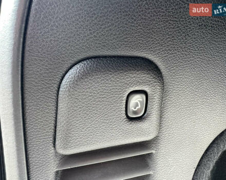 Белый Джип Гранд Чероки, объемом двигателя 2.99 л и пробегом 285 тыс. км за 12999 $, фото 33 на Automoto.ua