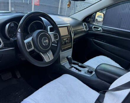 Білий Джип Grand Cherokee, об'ємом двигуна 2.99 л та пробігом 250 тис. км за 12999 $, фото 15 на Automoto.ua