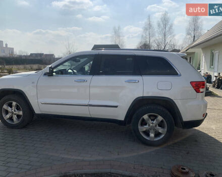 Білий Джип Grand Cherokee, об'ємом двигуна 2.99 л та пробігом 258 тис. км за 15000 $, фото 6 на Automoto.ua