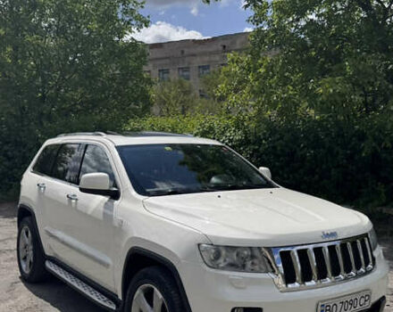 Белый Джип Гранд Чероки, объемом двигателя 2.99 л и пробегом 315 тыс. км за 17500 $, фото 2 на Automoto.ua