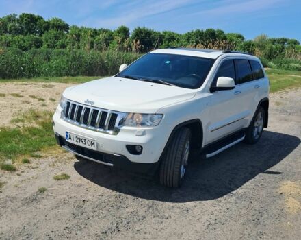 Белый Джип Гранд Чероки, объемом двигателя 3 л и пробегом 165 тыс. км за 15500 $, фото 2 на Automoto.ua