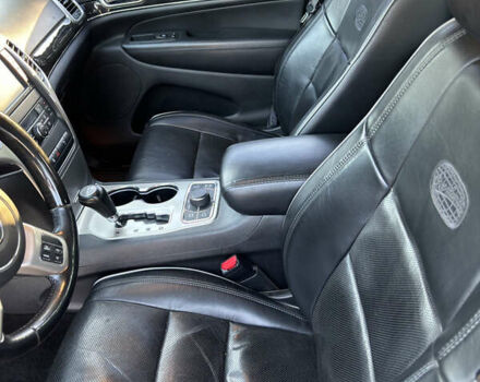 Джип Гранд Чероки 2012 в Волочиске на Automoto.ua Белый Джип Гранд Чероки, объемом двигателя 2.99 л и пробегом 203 тыс. км за 17000 $, фото 4 на Automoto.ua