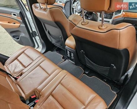 Білий Джип Grand Cherokee, об'ємом двигуна 2.99 л та пробігом 239 тис. км за 17500 $, фото 35 на Automoto.ua