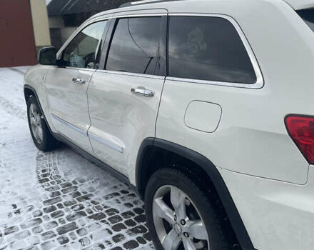 Білий Джип Grand Cherokee, об'ємом двигуна 2.99 л та пробігом 189 тис. км за 18000 $, фото 4 на Automoto.ua