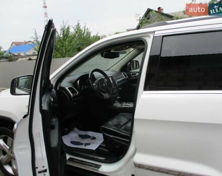 Джип Гранд Чероки 2012 в Житомире на Automoto.ua Белый Джип Гранд Чероки, объемом двигателя 2.99 л и пробегом 243 тыс. км за 17500 $, фото 17 на Automoto.ua
