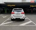 Білий Джип Grand Cherokee, об'ємом двигуна 2.99 л та пробігом 261 тис. км за 18990 $, фото 5 на Automoto.ua