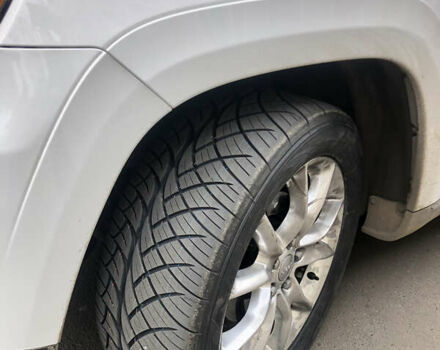 Белый Джип Гранд Чероки, объемом двигателя 3.6 л и пробегом 116 тыс. км за 24500 $, фото 2 на Automoto.ua