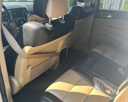 Джип Grand Cherokee 2013 у Житомирі на Automoto.ua Білий Джип Grand Cherokee, об'ємом двигуна 2.99 л та пробігом 232 тис. км за 20000 $, фото 15 на Automoto.ua